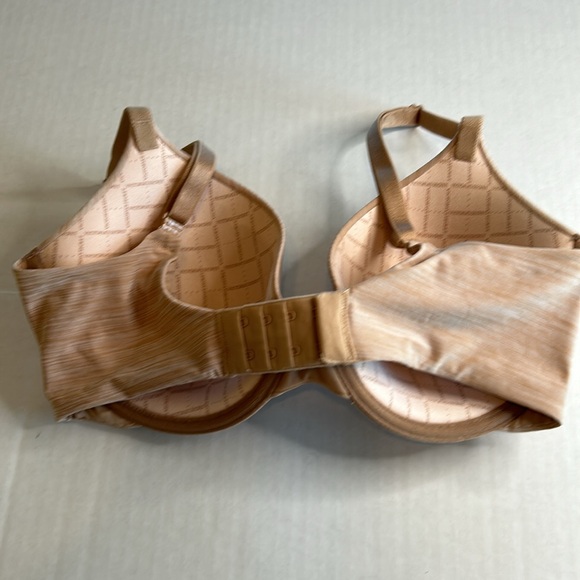 3/$25 Victoria Secret Uplift Semi Demi Underwire Lightly Padded Bra. Size 32DD - Picture 4 of 7